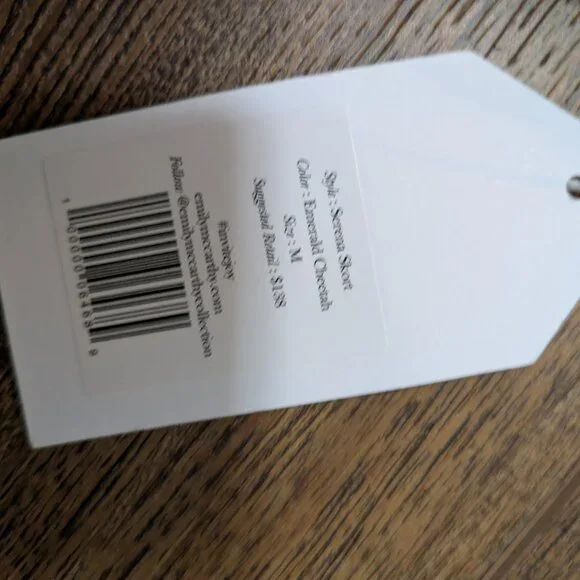 NWT Emily McCarthy Serena Skort Green Leopard Size M Tennis Skirt - Picture 7 of 12